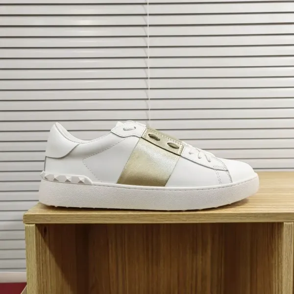 Valentino Rockstud Spike Low-Top Sneakers White with Gold Panel - 28