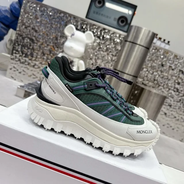 Moncler Sneakers Trailgrip GTX product detail image 5