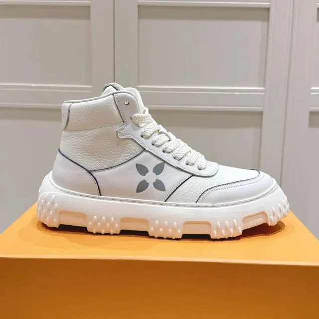 Louis Vuitton Sneakers High-Top Checkerboard product detail image 4