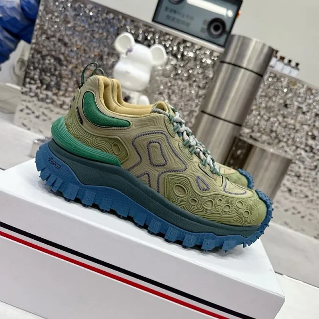 Moncler Sneakers Trailgrip GTX product detail image 1