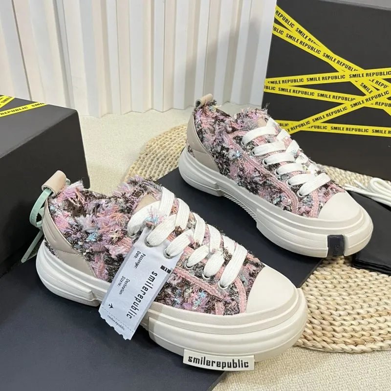 SMILEREPUBLIC Sneakers Low-top frayed canvas with chunky soles — 5