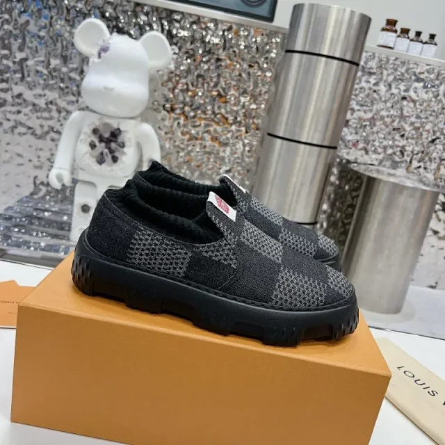 Louis Vuitton Sneakers Knitted Slip-On Monogram product detail image 1