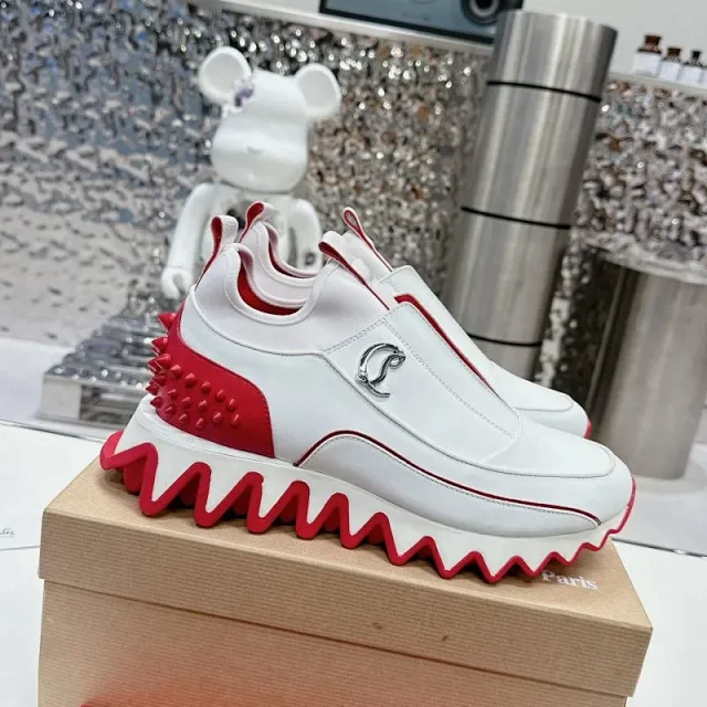 Christian Louboutin Sneakers Loubishark spiked with jagged sole product detail image 4