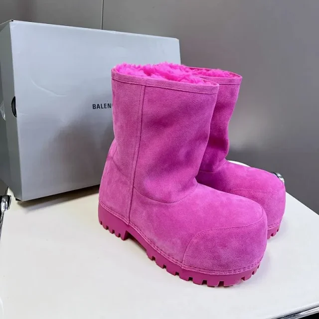 Balenciaga Boots fur-lined suede platform with lug soles product detail image 9
