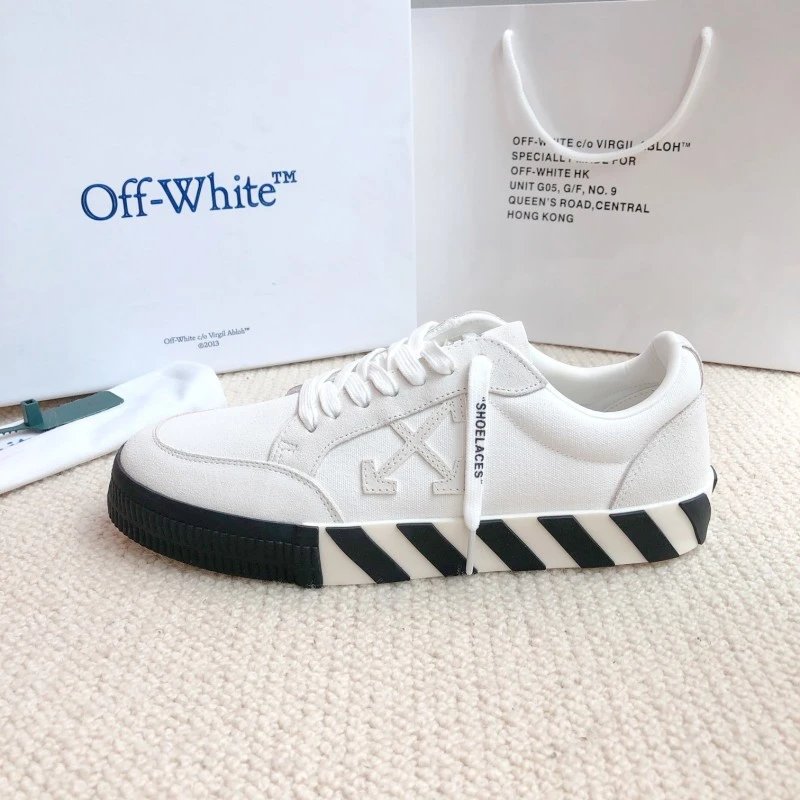 Off-White Sneakers Low-Top Arrow Logo Stripe-Sole — 5