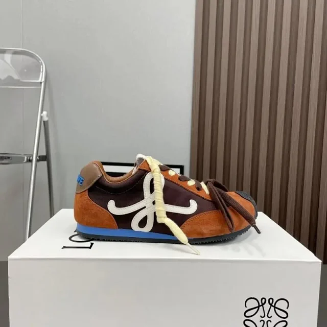 Loewe Sneakers Low-Top Anagram product detail image 1