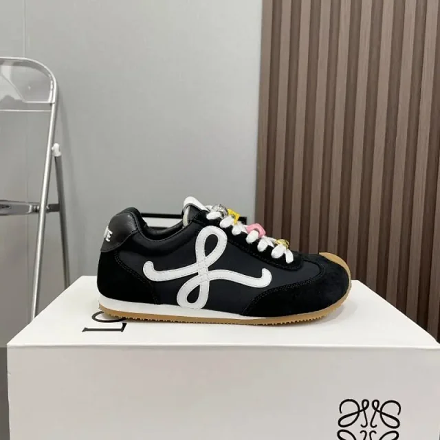 Loewe Sneakers Low-top Anagram trainers product detail image 9