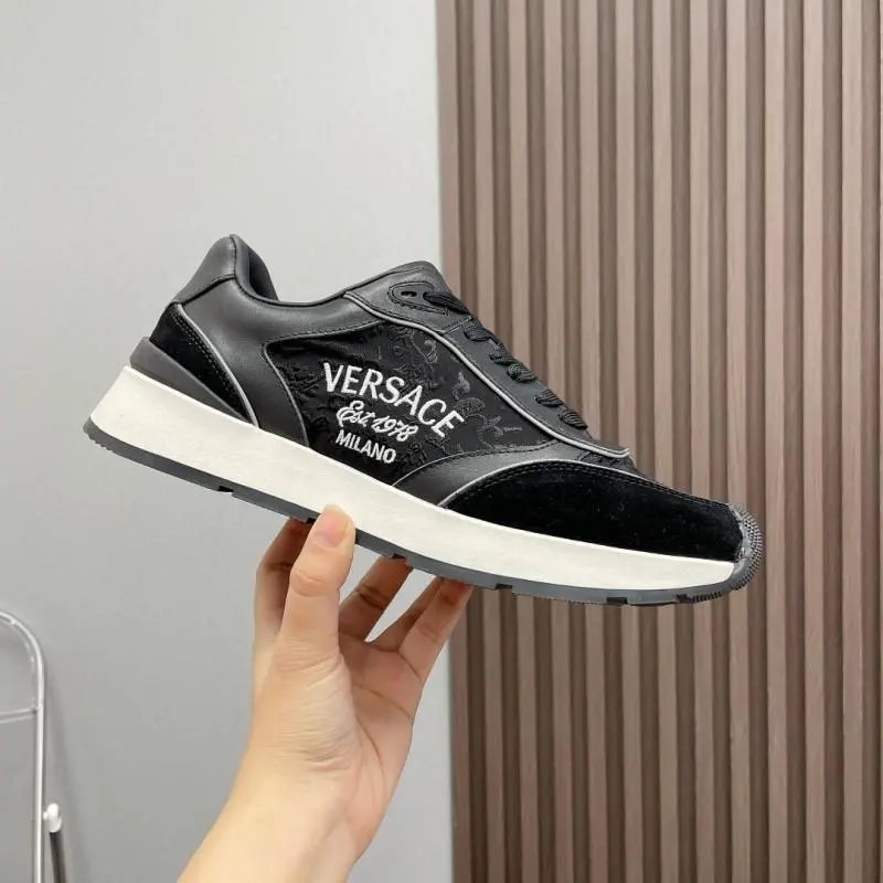 Versace Sneakers Low-Top Lace-Up Logo — 2
