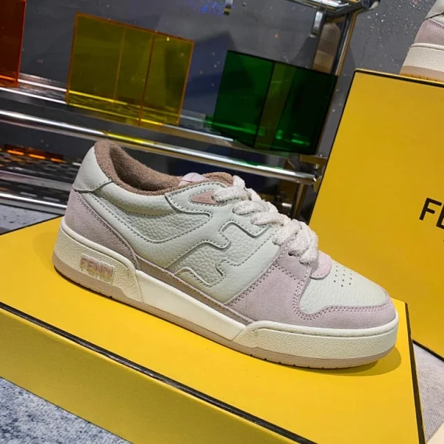 Fendi Sneakers Paneled low-top product detail image 30