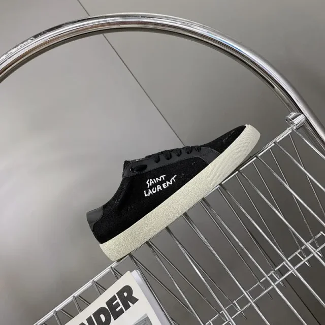 Saint Laurent Sneakers Low-Top Lace-Up product detail image 16