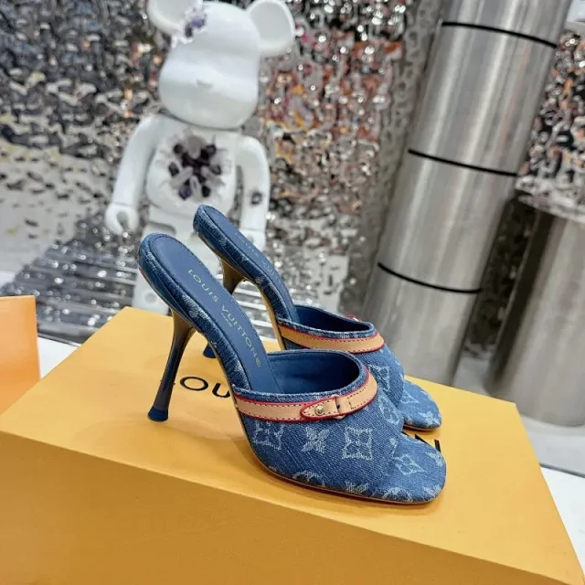 Louis Vuitton High Heels Pointed-Toe Monogram High-Heel Mules and Slingbacks product detail image 14