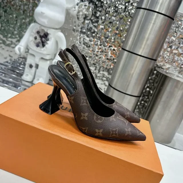 Louis Vuitton High Heels Pointed-Toe Monogram High-Heel Mules and Slingbacks product detail image 4
