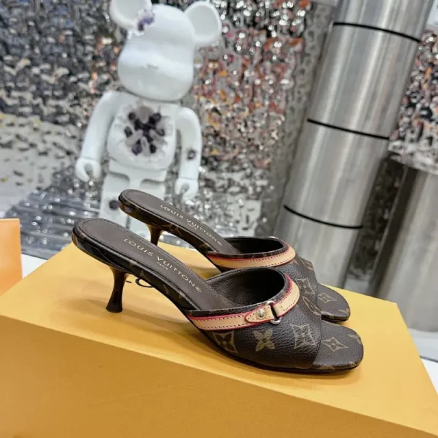 Louis Vuitton High Heels Pointed-Toe Monogram High-Heel Mules and Slingbacks product detail image 10