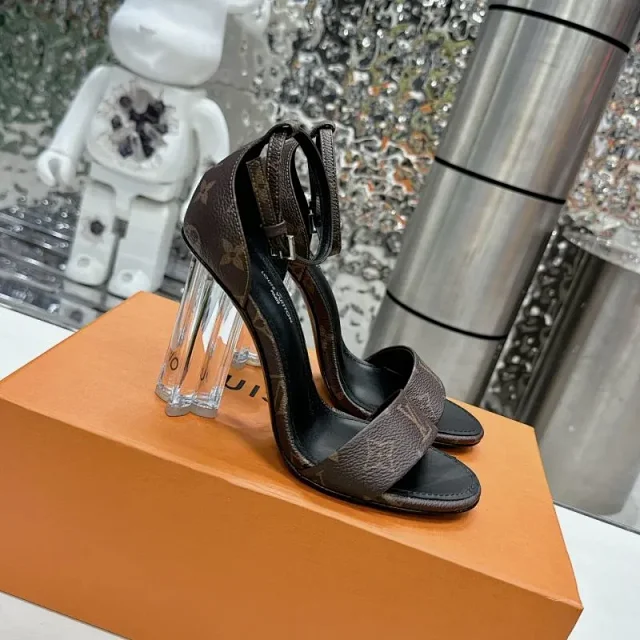 Louis Vuitton High Heels Pointed-Toe Monogram High-Heel Mules and Slingbacks product detail image 7