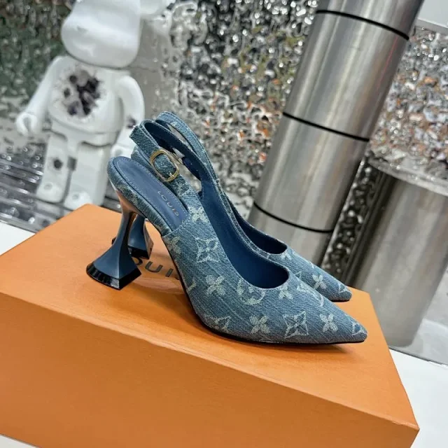 Louis Vuitton High Heels Pointed-Toe Monogram High-Heel Mules and Slingbacks product detail image 3