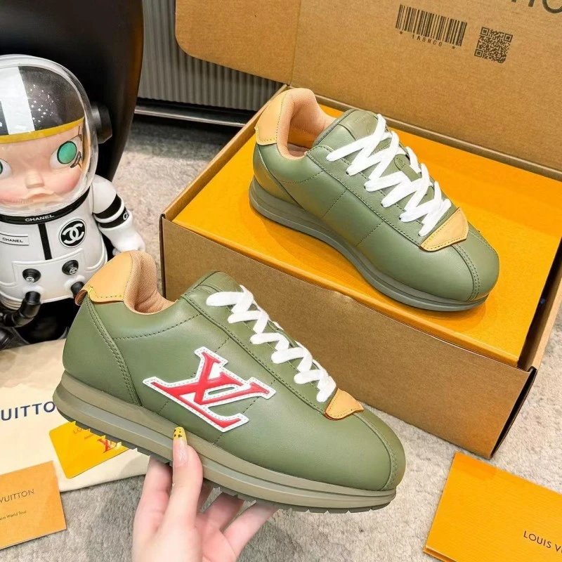 Louis Vuitton LV Trainer White and Tan Leather Sneakers - 9