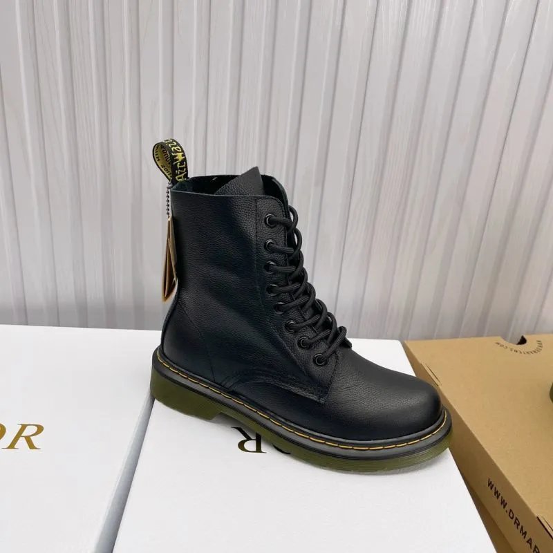 Dr. Martens Boots Fur-Lined Lace-Up Platform — 4