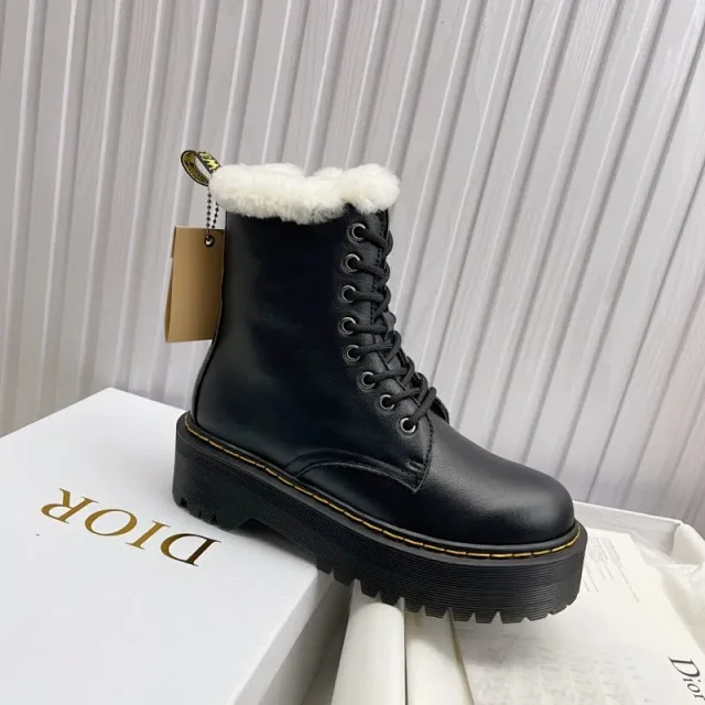 Dr. Martens Boots Fur-Lined Lace-Up Platform product detail image 5