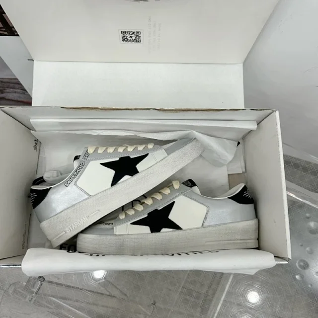 Golden Goose Sneakers Stardan glitter low-top product detail image 2