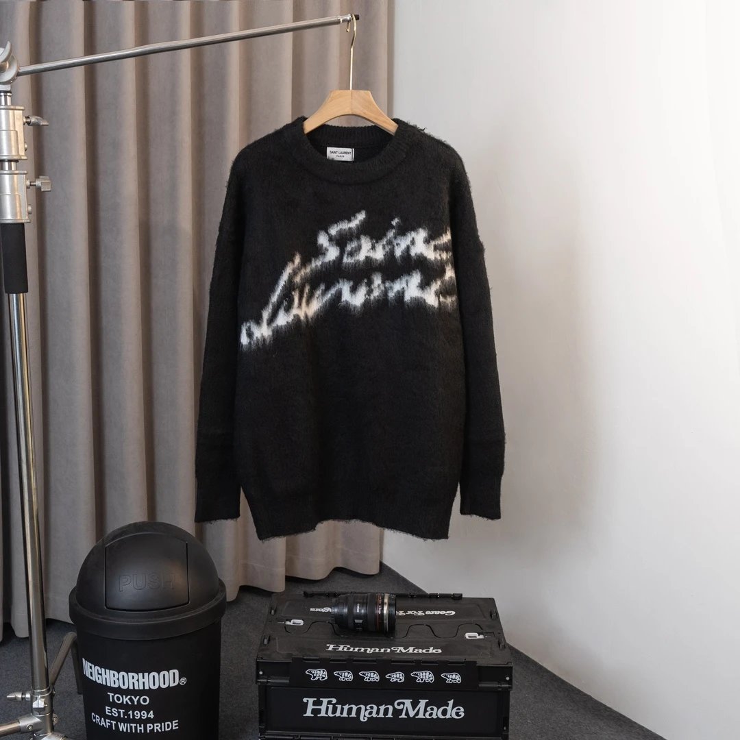 Mohair letter jacquard long sleeved sweater z