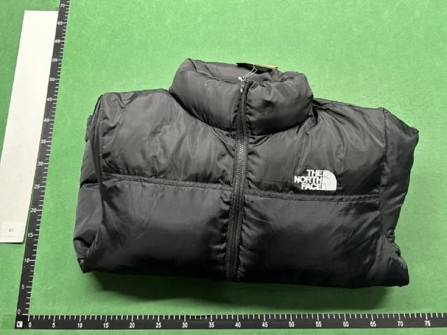 The North Face Down Jacket: seller detail photo 4