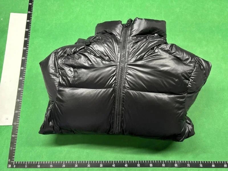 Canada Goose Black Puffer Vest product photo 4