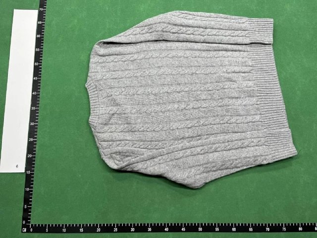 Ralph Lauren Sweater: seller detail photo 5