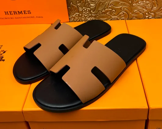 Hermès Slippers Open-Toe Slide product detail image 19