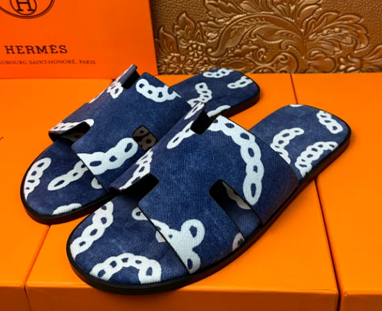 Hermès Slippers Open-Toe Slide product detail image 11