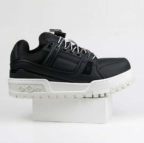 Louis Vuitton LV Maxi Trainer Low Black White