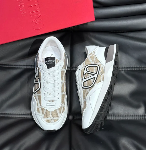 Valentino Garavani Sneakers VLogo camouflage lace-up product detail image 10