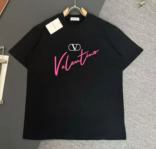 Valentino T-Shirts Logo Print Short-Sleeve T-Shirt product detail image 14
