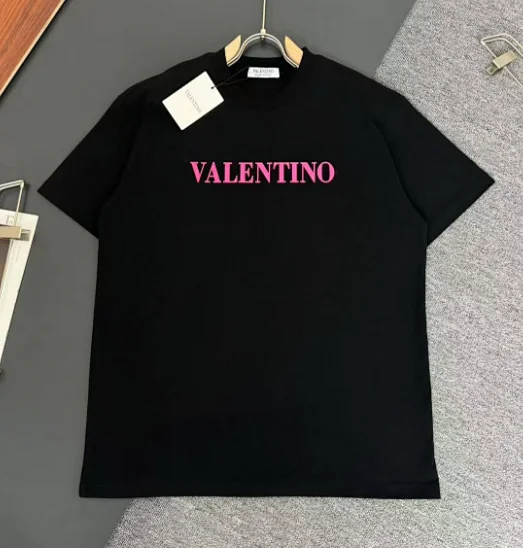 Valentino T-Shirts Logo Print Short-Sleeve T-Shirt product detail image 15