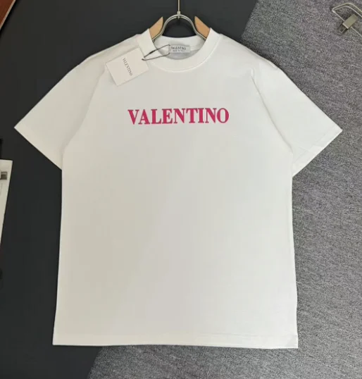 Valentino T-Shirts Logo Print Short-Sleeve T-Shirt product detail image 13
