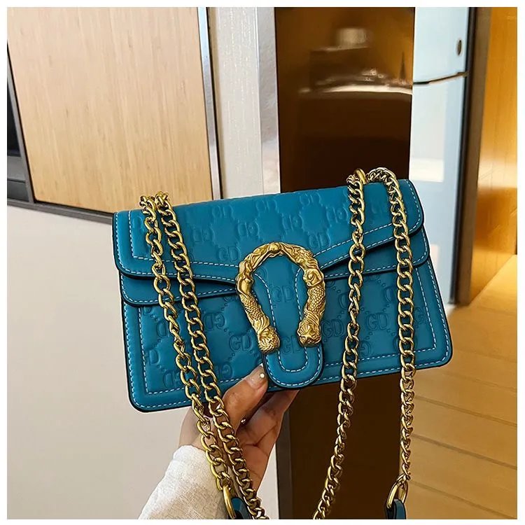 Gucci Dionysus Small Shoulder Bag Red