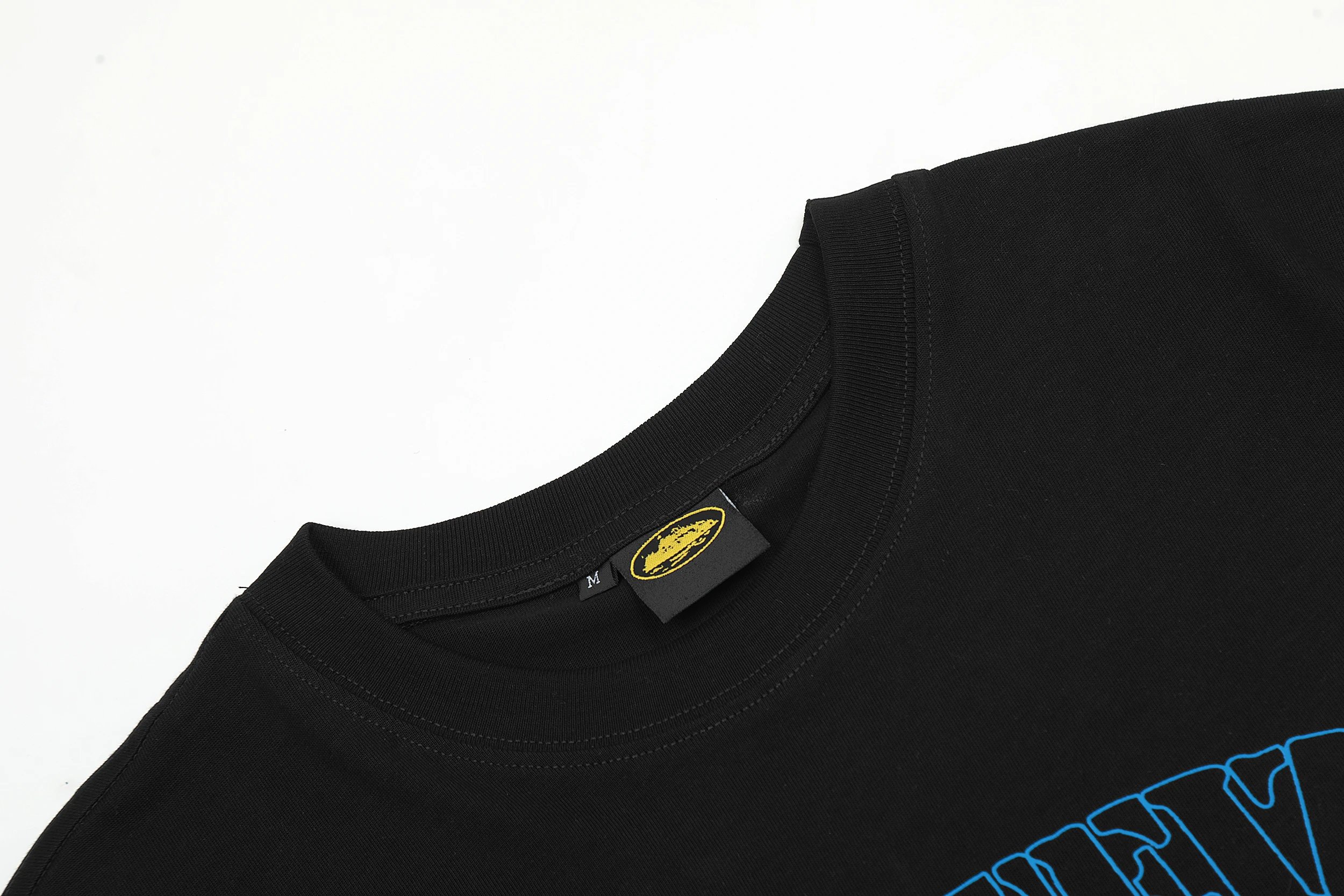 Design Oval Logo White T-Shirt - 6