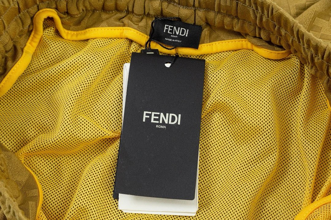 Fendi FF Monogram All-Over Print White T-Shirt product detail 10 in Litbuy spreadsheet finds