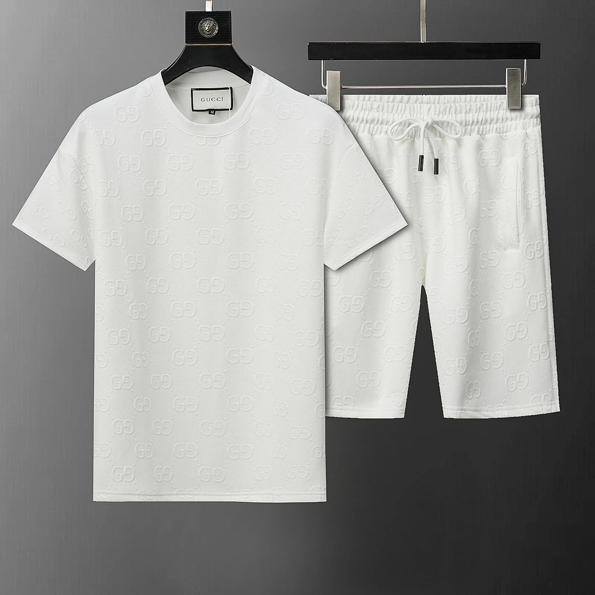 Versace All-Over Logo Print Black T-Shirt and Shorts Set Casual Set product detail 10 in Litbuy spreadsheet finds