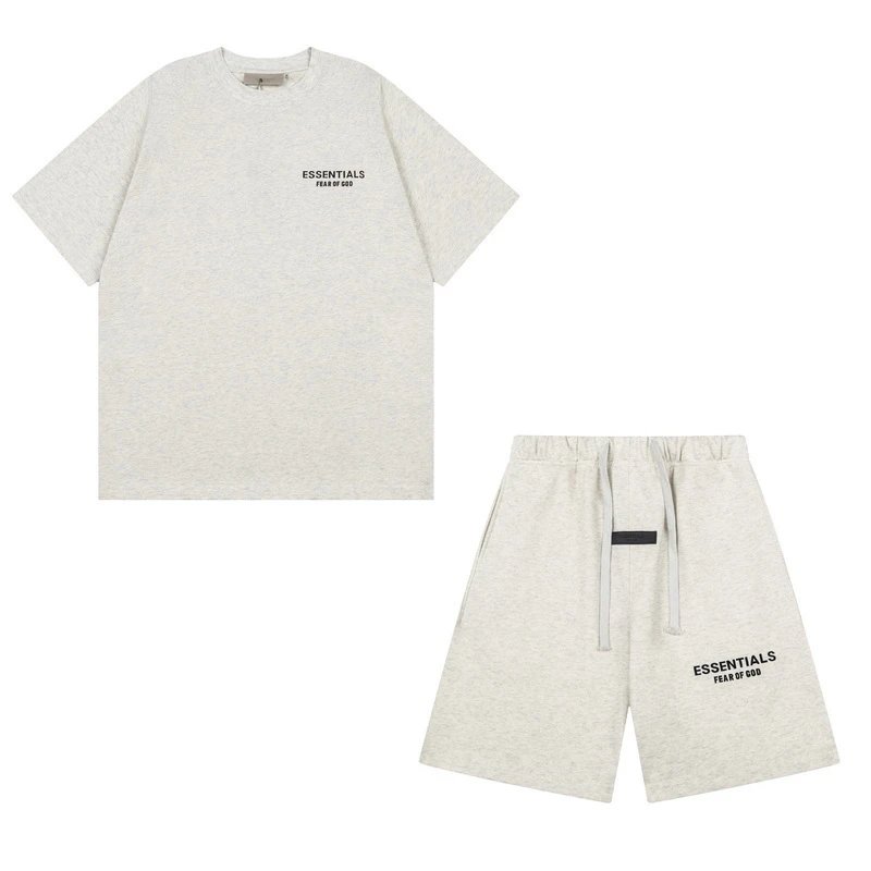ESSENTIALS T-Shirt and Shorts Set - rep zestawy