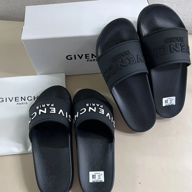 Balenciaga Slippers Logo Slide Sandals product detail image 14