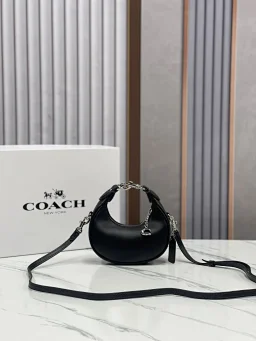 thumbnail for A9352-73, Bags