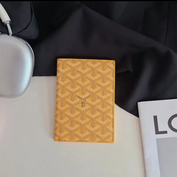 Goyard Saint Louis Passport Holder Yellow - 1