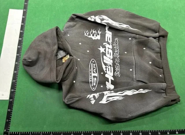 Hellstar Hoodies & Sweatshirts Graphic Pullover Hoodie product detail image 3
