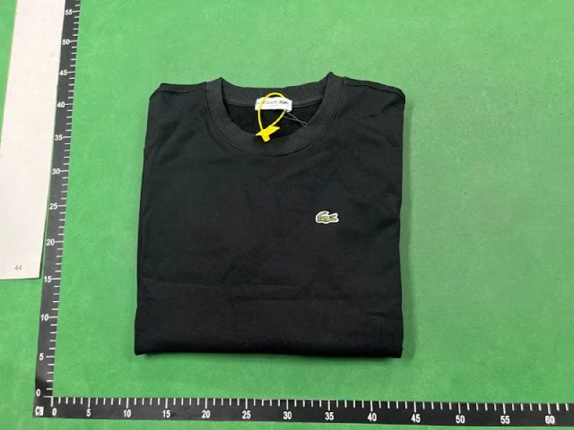 Lacoste: seller detail photo 7