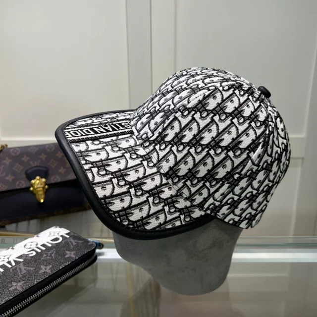 Dior Hats Oblique Monogram Baseball Cap with Embroidered Logo product detail image 16
