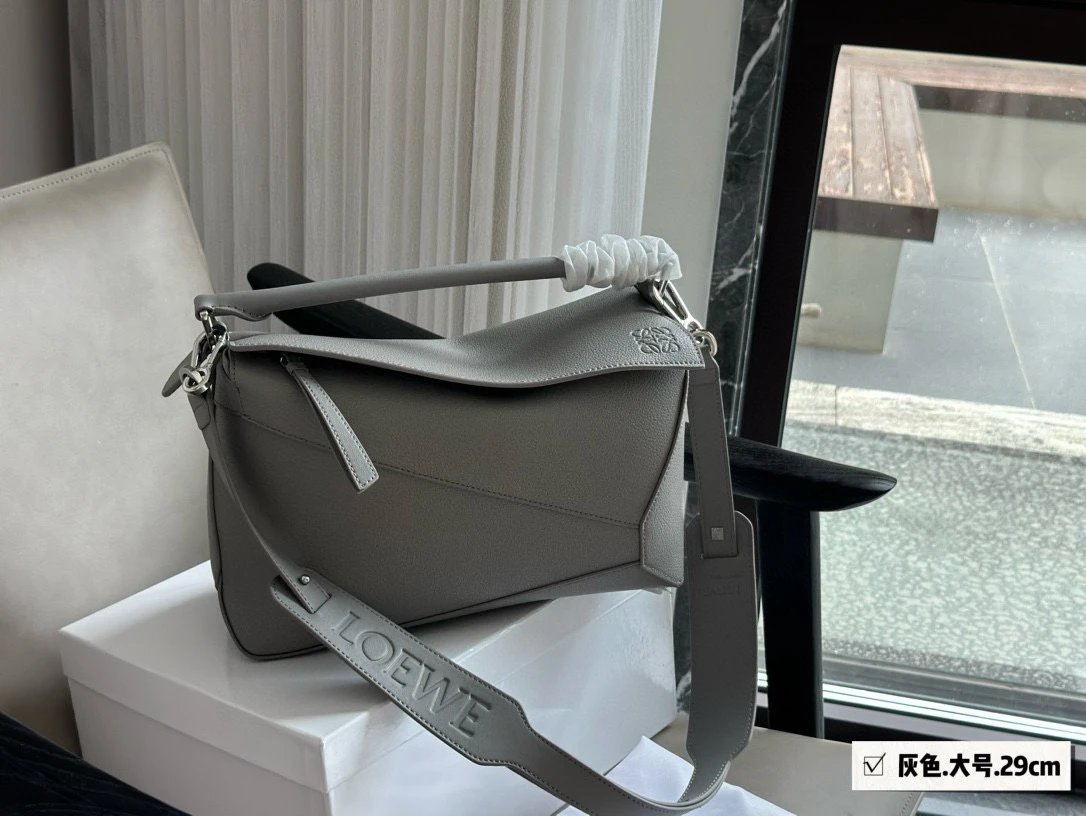 Loewe Puzzle Bag