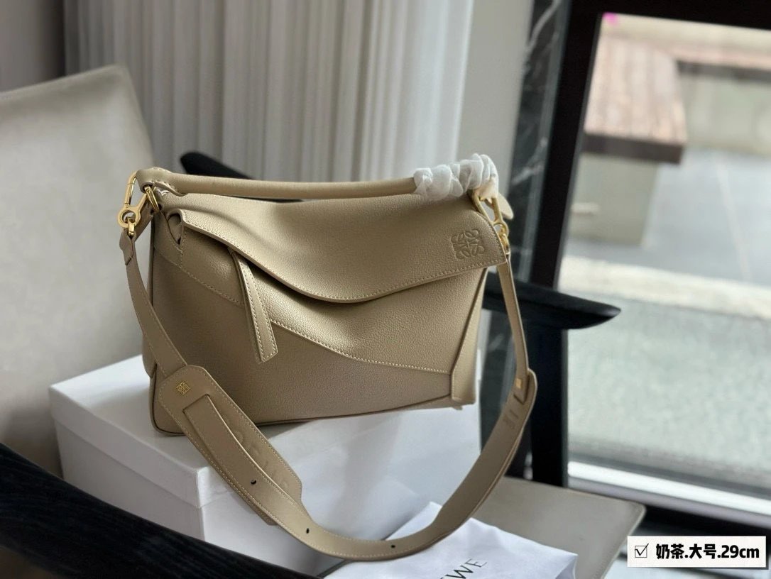Loewe Puzzle Bag