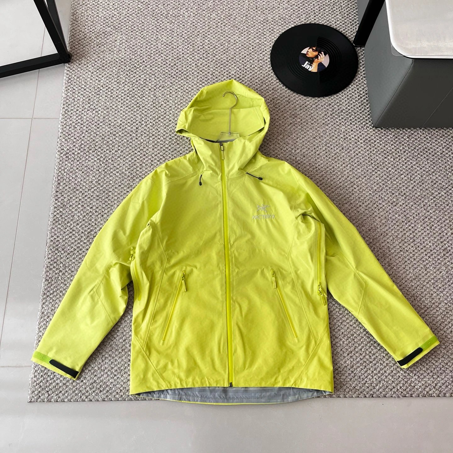 Neon Green fluorescent green SKU image