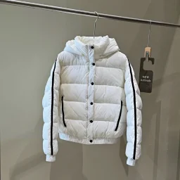 thumbnail for 66082363 IT ALO织带条纹休闲时尚连帽羽绒棉服女款（This product is not eligible for returns）