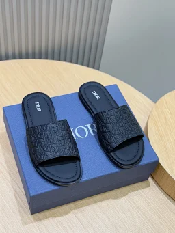 thumbnail for 071507 RX slippers